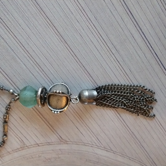 Frosted Green Glass Necklace with Matching Chinese Coin Earrings Parure - Picture 2 of 8